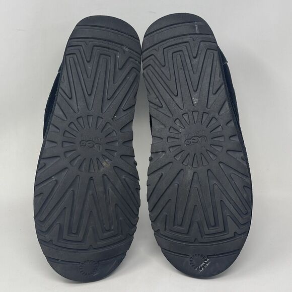 UGG Neumel Chukka Boots Mens 11 Black Suede Sheepskin Lined Ankle Winter Shoes - Picture 15 of 16